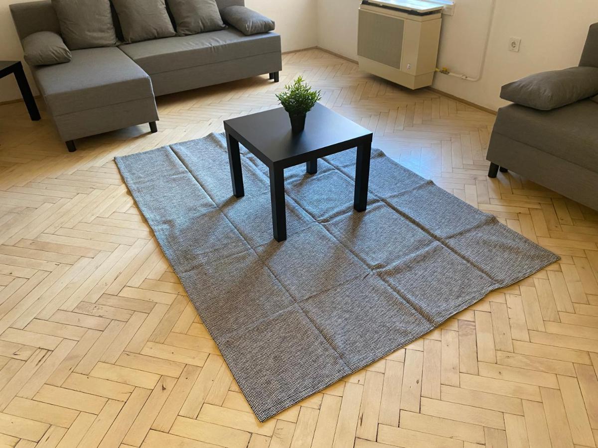 Kiraly78 Huge Apartament