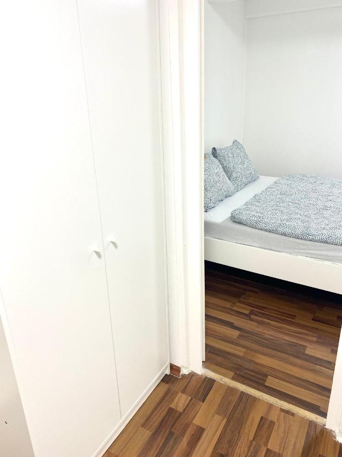 Kiraly78 Huge Apartment *